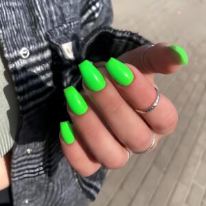 KQueenest Gel Press on Nails Short Medium Coffin, Solid Color Fake Nails Nails Press ons, Short Ballerina Glue on Nails With Glazed Finish, Simple Acrylic Nails False Nails For Finger, Sage Green