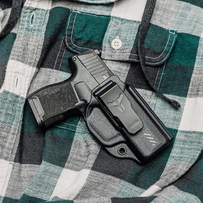 Smith & Wesson Bodyguard 380 Right Hand IWB Holster with Laser Comfort Fit - Image 2