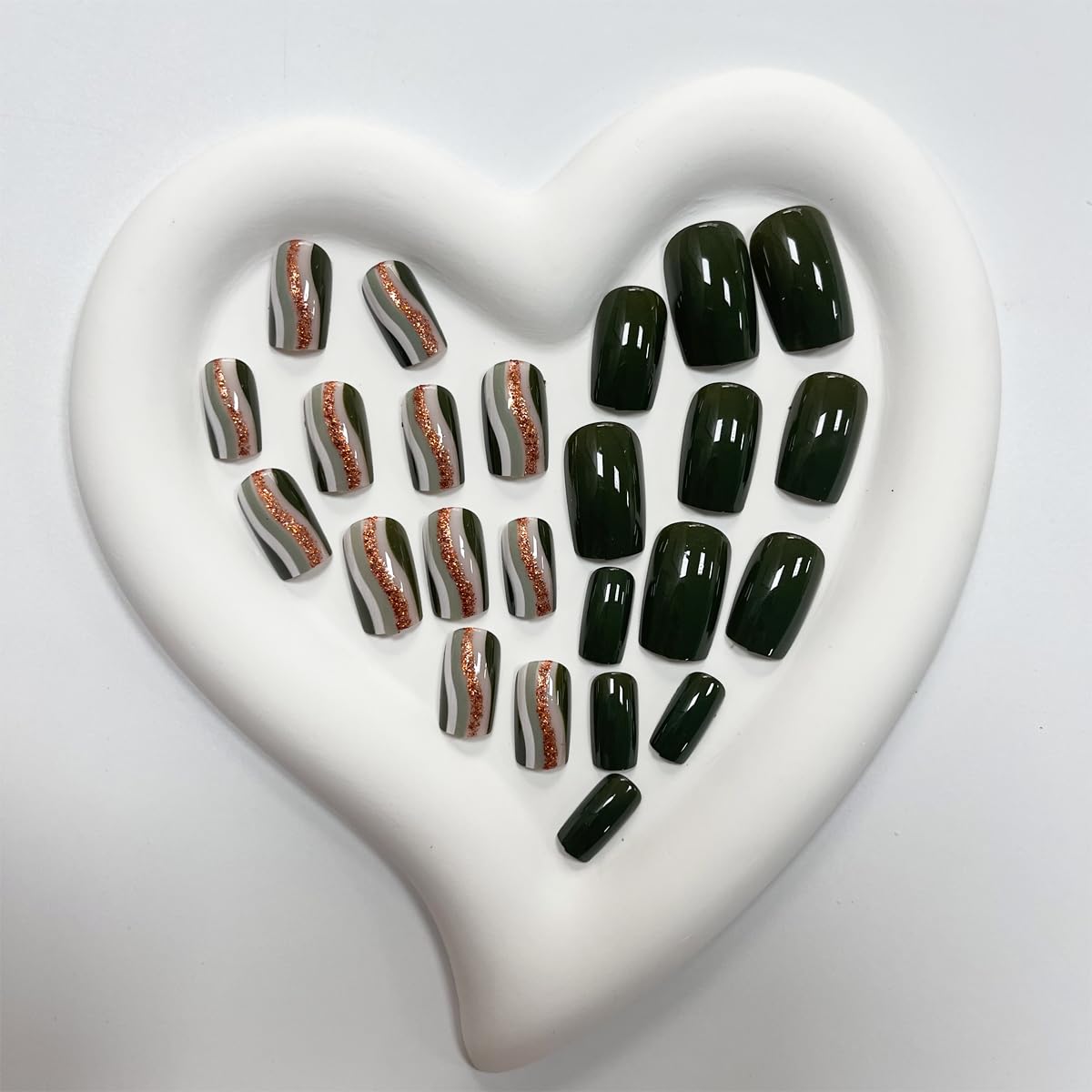 Green Short Square Press-On Nails 24pc Pack Gold Glitter Line Design Daily Wear - Image 2