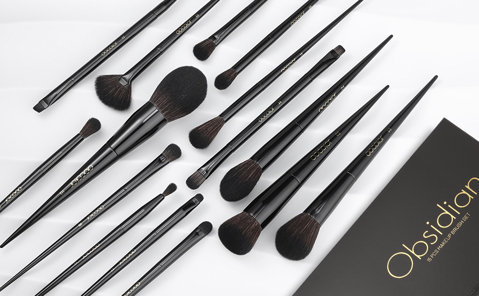 MAKEUP BRUSHES