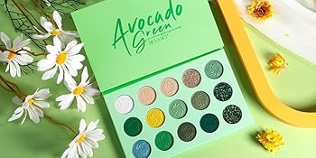 emerald green eyeshadow