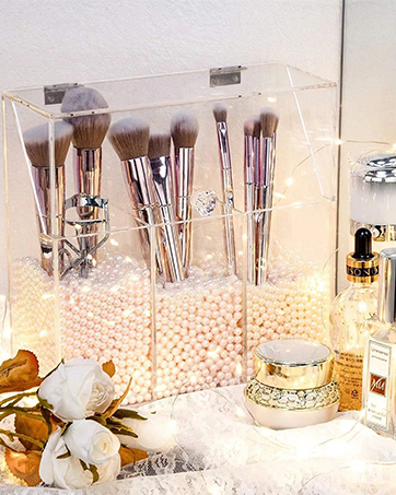 makeup organizer