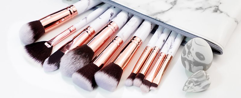 makeup brushes