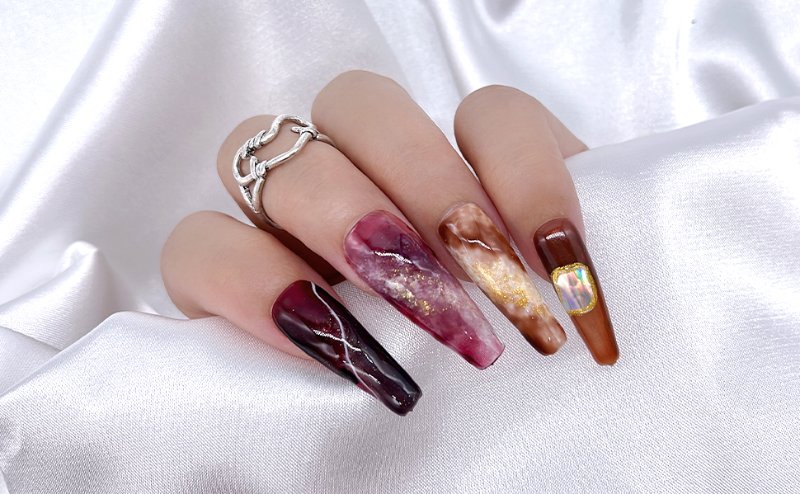 Gel Nail Polish Application Example 2