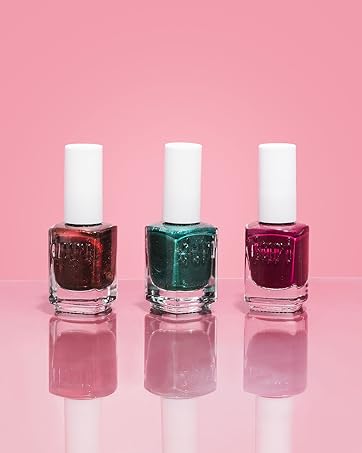 Duri, nail polish, nail care