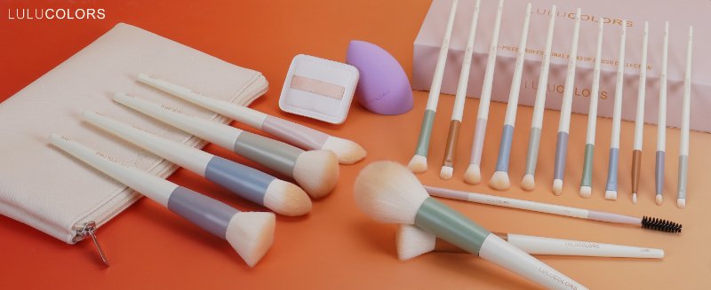 This is 18 pcs brush set