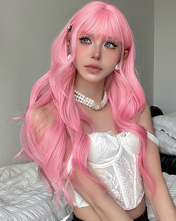pink wig with bnags