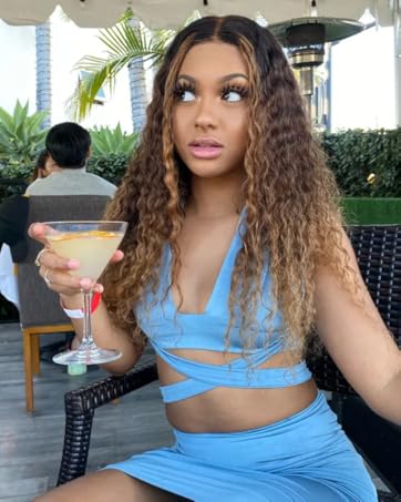 honey blonde lace front wig