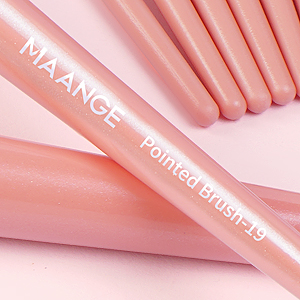 eye makeup brushes