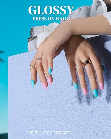 nails