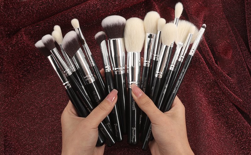 32Pcs Pearl Black makeup brushes 04