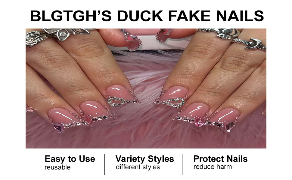 Rhinestones Press on Nails Medium Duck Fake Nails with Heart Charm Design