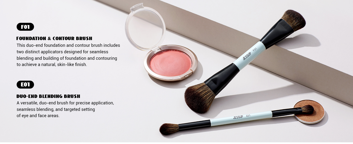 eyeshadow brush