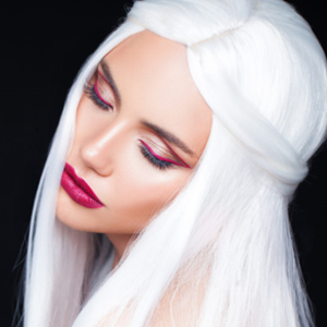 White Wig Detail 3