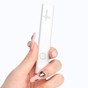 Handheld U V nail Lamp