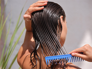 leave in conditioner curly detangler spray