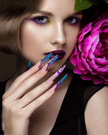 false nails