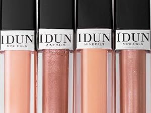 Lip Gloss Lifestyle