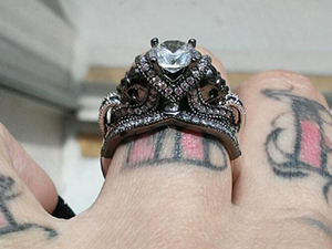 Twist Two Tone Round Cut Sterling Silver Skull Ring
