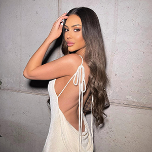 Real Clip in Hair Extensions Black 8 Pieces